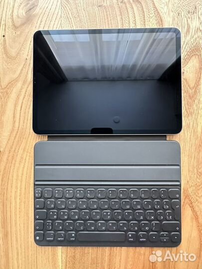 iPad Pro 11 2020 128gb Wi-Fi +SMART Keyboard Folio