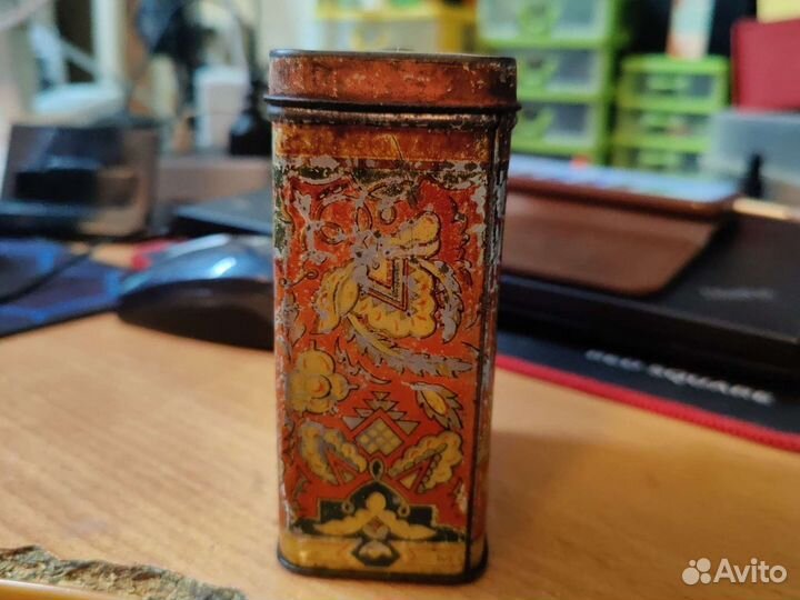 Жестяная копилка 10 лет советской власти, 1927год