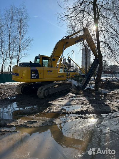 Услуги гусеничного экскаватора