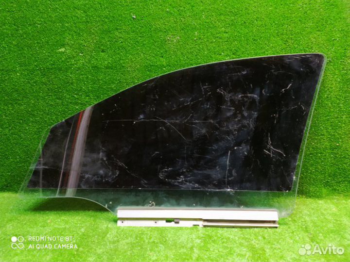 Стекло двери переднее правое Opel Astra H