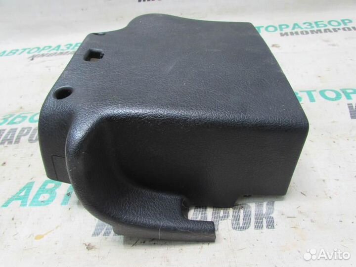 Кожух рулевой колонки нижний для Peugeot 200 206 1