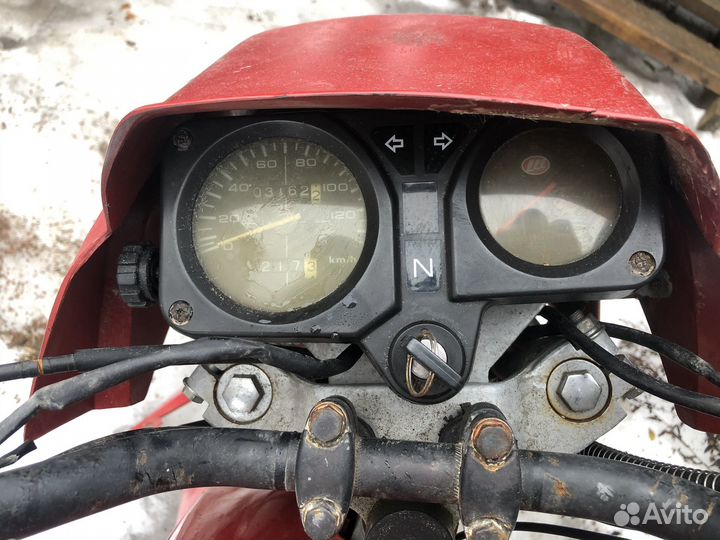 Зид Курьер 200