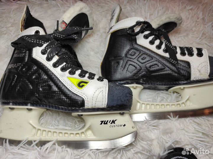 Коньки хоккейные юниорские