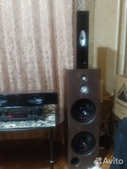 Напольные колонки (акустика)