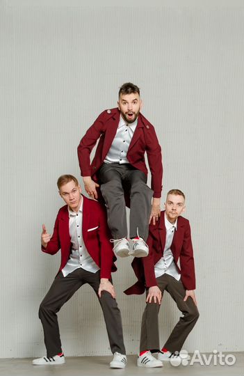 Танцевальный мужской коллектив шоу группа Skype’S