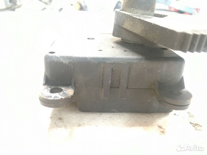 Привод заслонки отопителя Nissan Qashqai J10 HR16