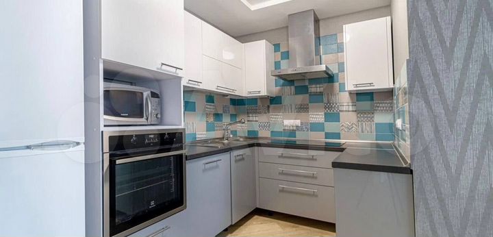 2-к. квартира, 55 м², 3/5 эт.