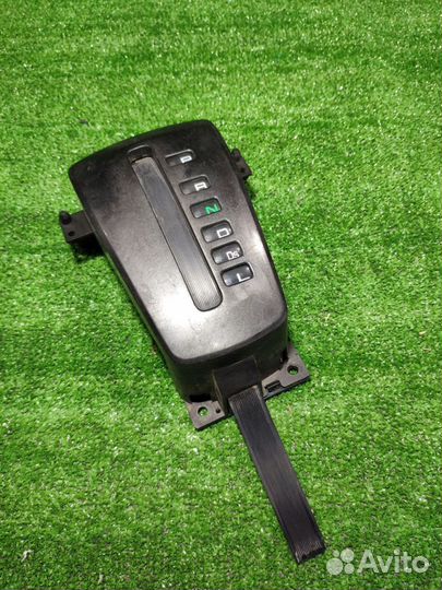 Накладка селектора кулисы АКПП Mitsubishi Lancer 9