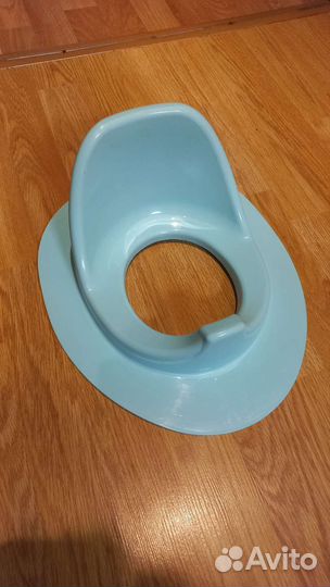 Круг для купания и сиденье для унитаза