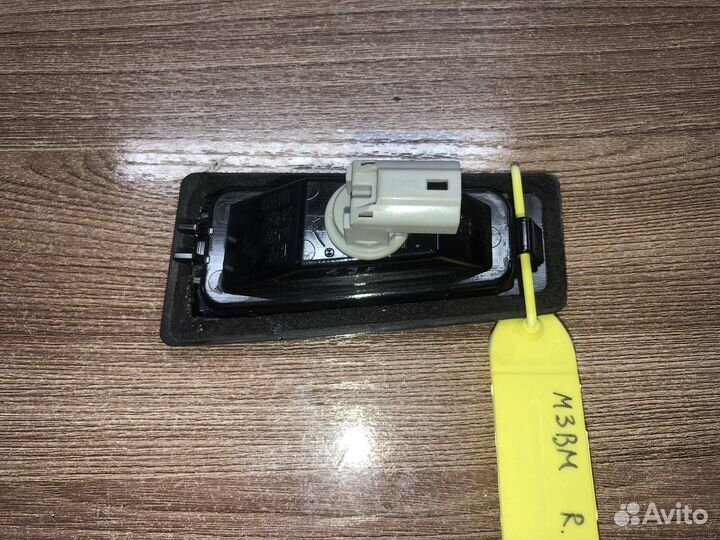 Фонарь подсветки номера Mazda 3 BM 2013-2019