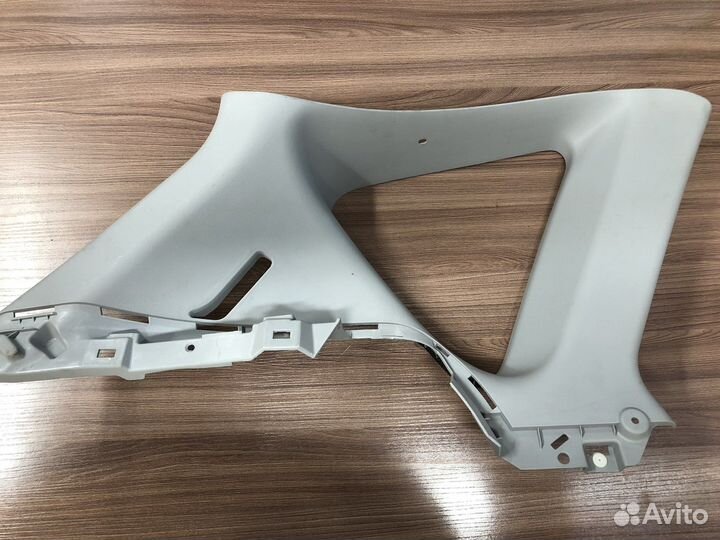 Накладка багажника левая Mazda 3 BK 2002-2008