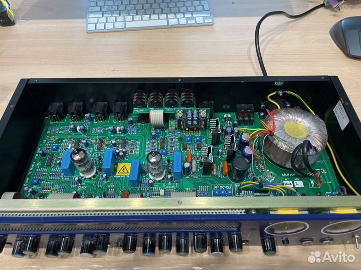 Преамп и компрессор аудио TL Audio C1 (2 gen)