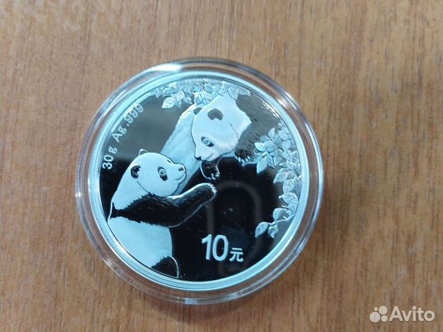 Серебряная монета Китая Панда 2023 года