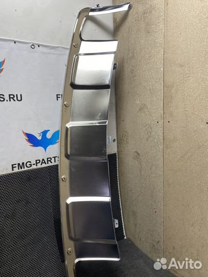 Хром заднего бампера Mercedes ML 164 рестайлинг