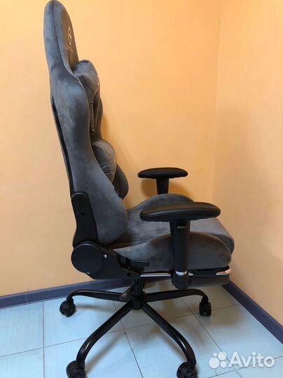 Компьютерное кресло Boss с функцией массажа