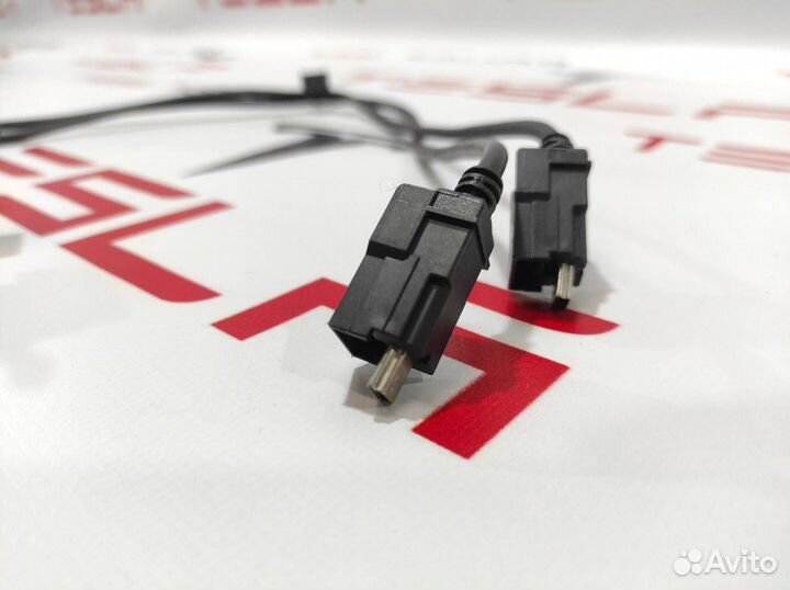 Кабель USB монитора Tesla Model S рест. 2018