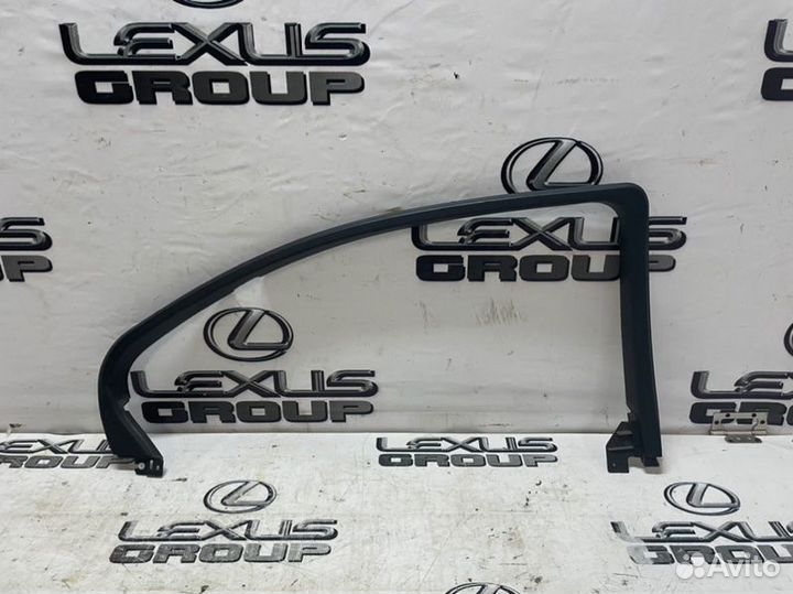 Молдинг на дверь лев. зад. Lexus LS460