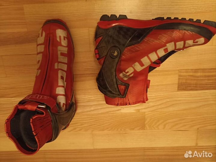 Лыжные ботинки коньковые alpina