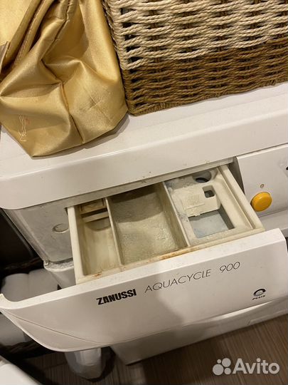 Стиральная машина zanussi