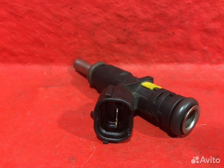 Форсунка Peugeot 308 1 EP3 (8FS) 1.4 VTI бензин