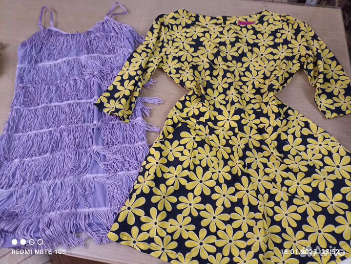 Большой пакет фирменных вещей на девушку 42-44