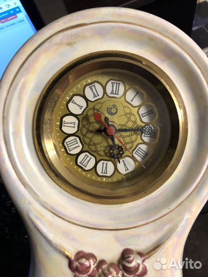 Настольные часы (фарфор)