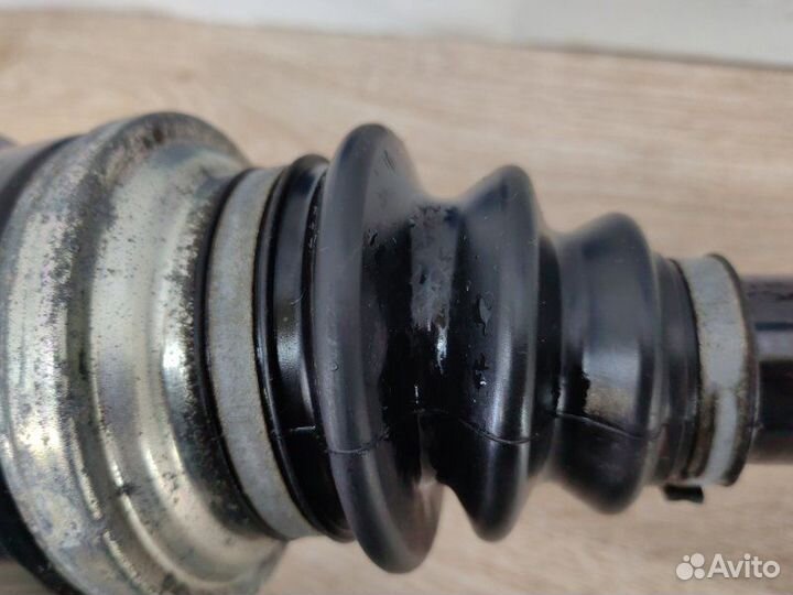 Привод задний правый Bmw X5 E70 N62B48 2008