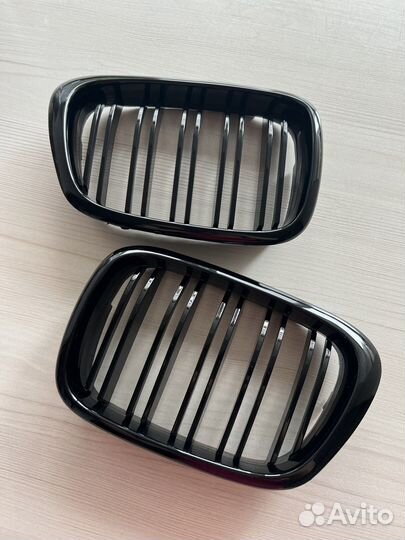 Решетки радиатора (ноздри ) bmw e 39