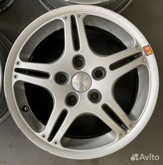 Литые диски R15 5x114.3