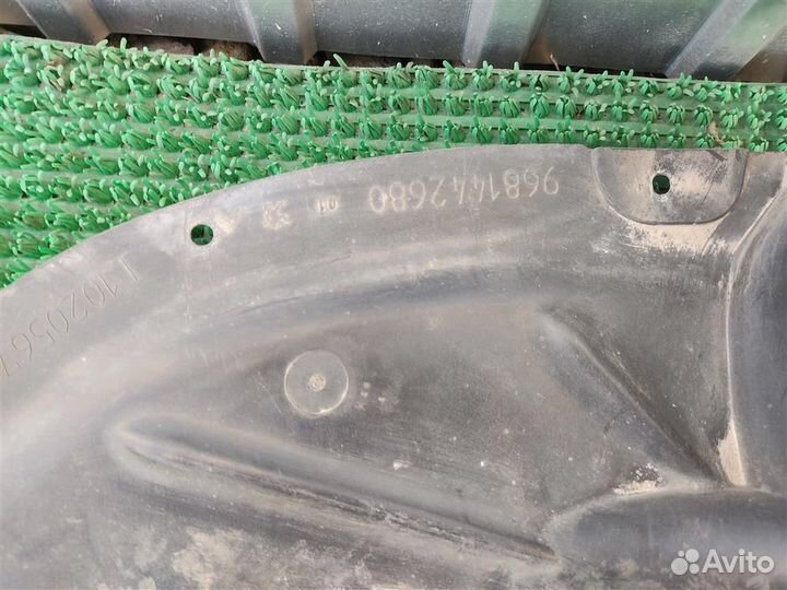 Подкрылок задний левый Peugeot 308 (4E) 2008