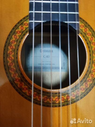 Классическая гитара yamaha c40
