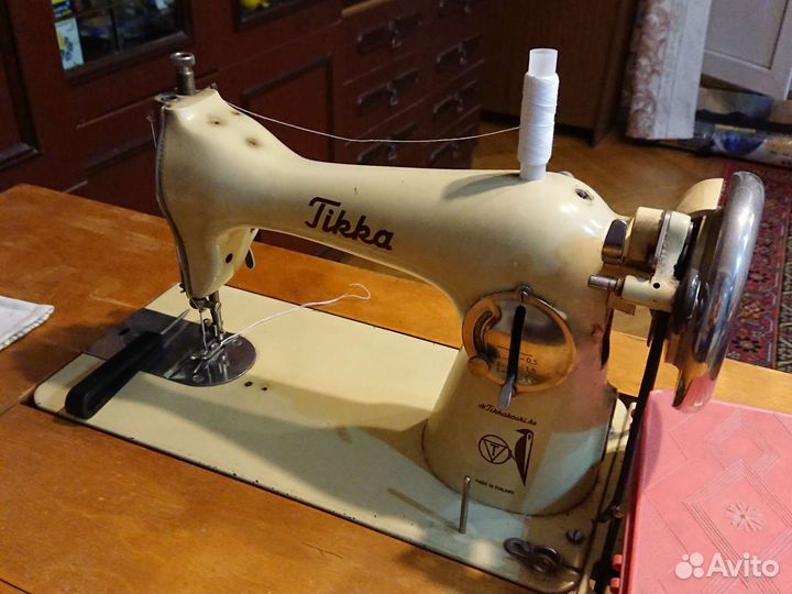 Швейная машинка тикка