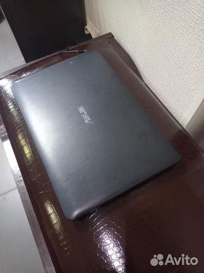 Ноутбук asus X555Y