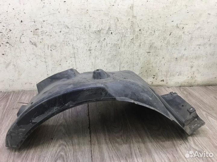 Подкрылок передний левый Bmw 1 Series хетчбэк-5ти