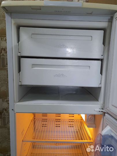 Холодильник бирюса 151е