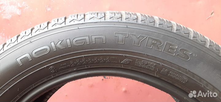 Nokian Tyres WR SUV 3 255/55 R19