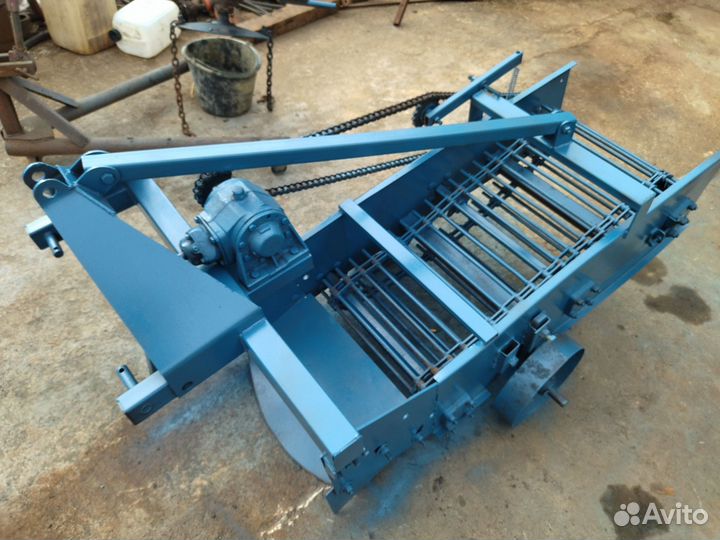 Копатель корнеплодов Агромаш КН-2, 2022