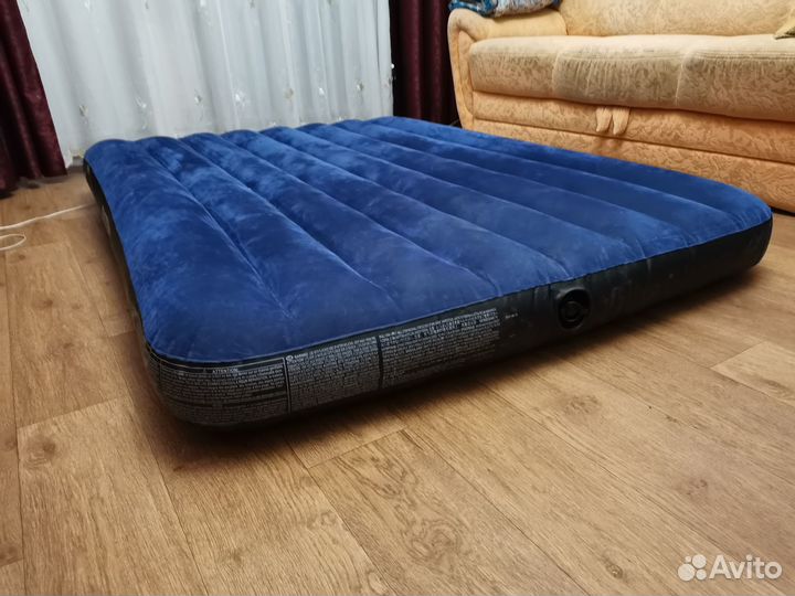 Надувной матрас с насосом бу
