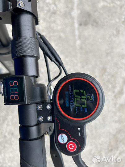 Самокат взрослый электрический бу