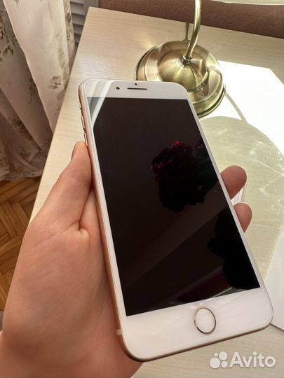 Телефон iPhone 8 plus