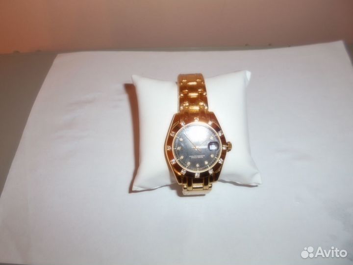 Часы наручные Rolex cо стразами, новые