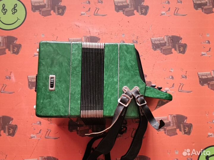 Баян Этюд 205м2 новый, в футляре