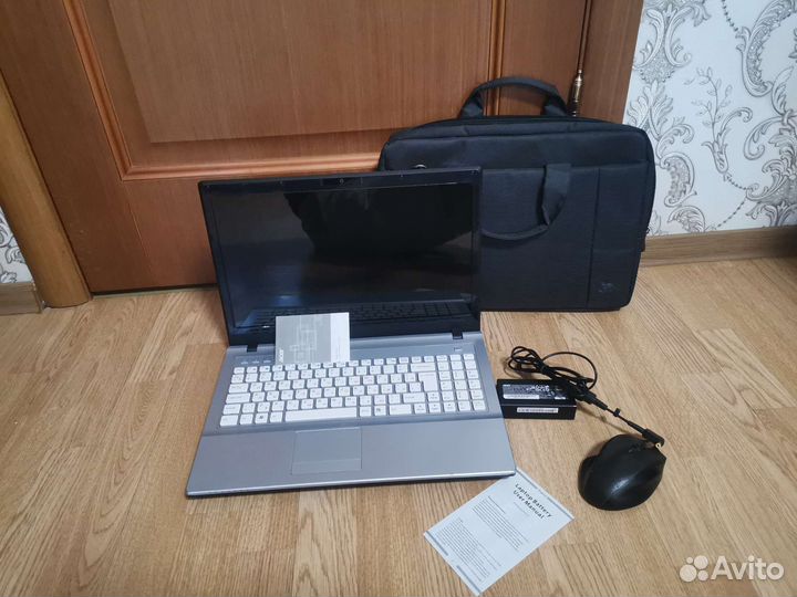 Новый, i3, 4 gb, ssd 320gb,гарантия