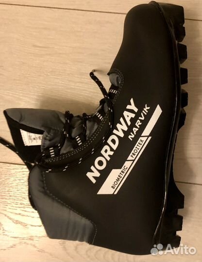 Лыжные ботинки Nordway размер 38(EU 39) NNN