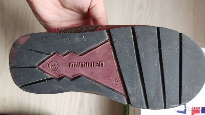 Кроссовки для девочек