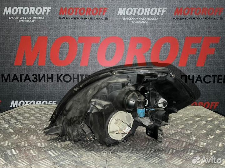 Фара правая Nissan Teana J31 (03-06г) галоге А374