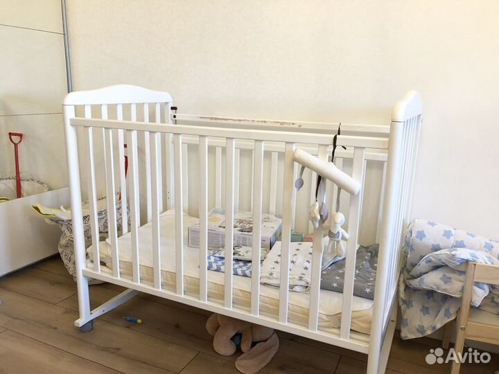 Детская кроватка