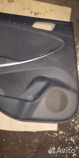 Обшивка двери задней левой Hyundai-KIA Solaris 2