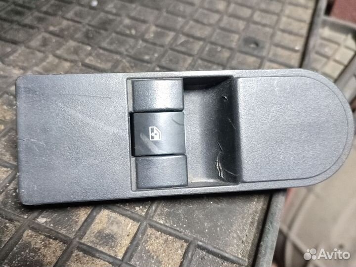Opel astra h кнопка стеклоподъёмника пассажира