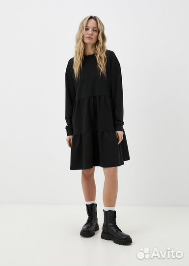 Черное платье